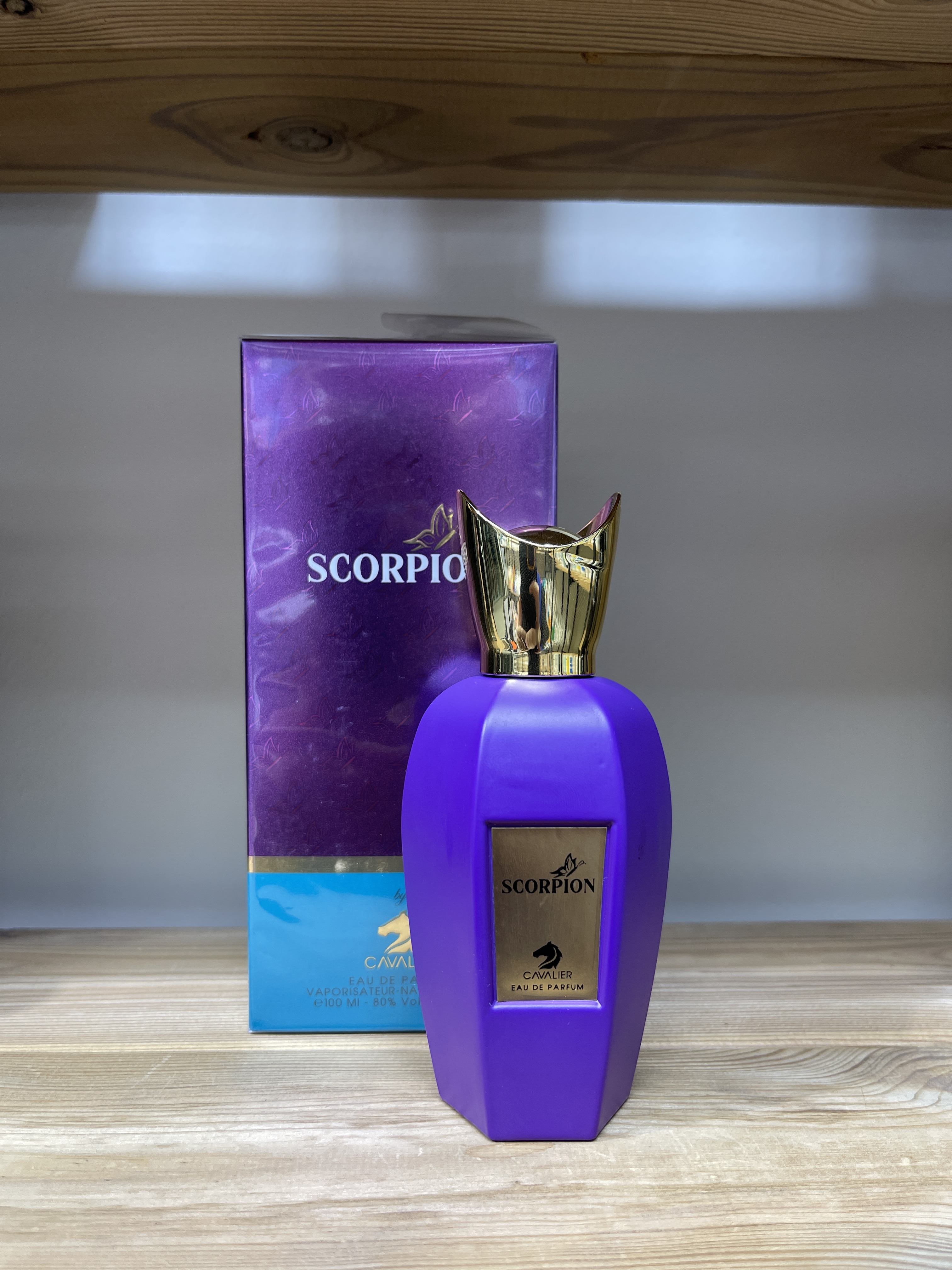 ادکلن اسکورپیون_ زنانه_مناسب برای فصل بهار و تابستان