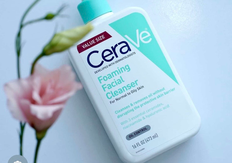 شوینده پوست نرمال تا چرب سراوی حجم ۸۷میل